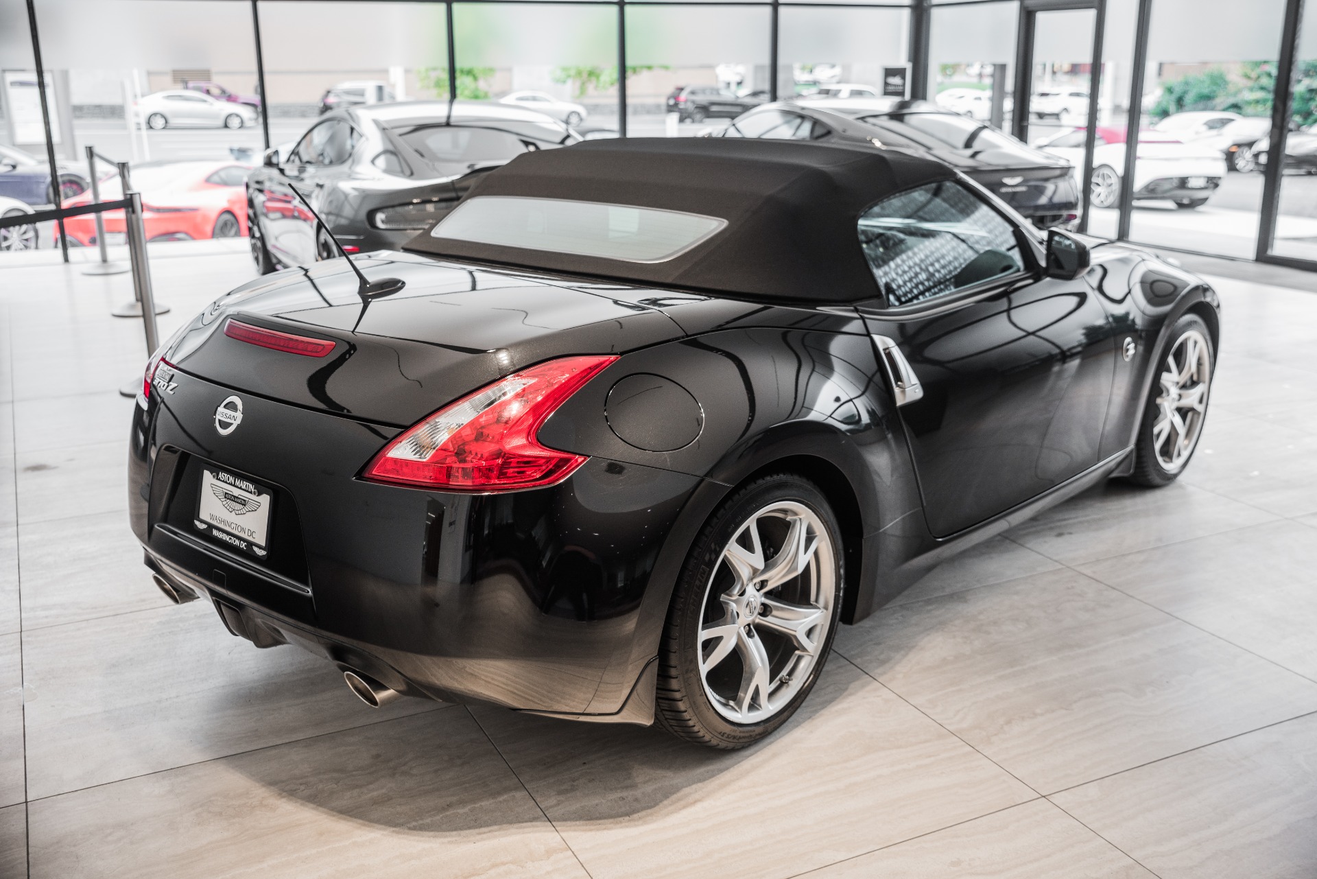 Used-2010-Nissan-370Z-