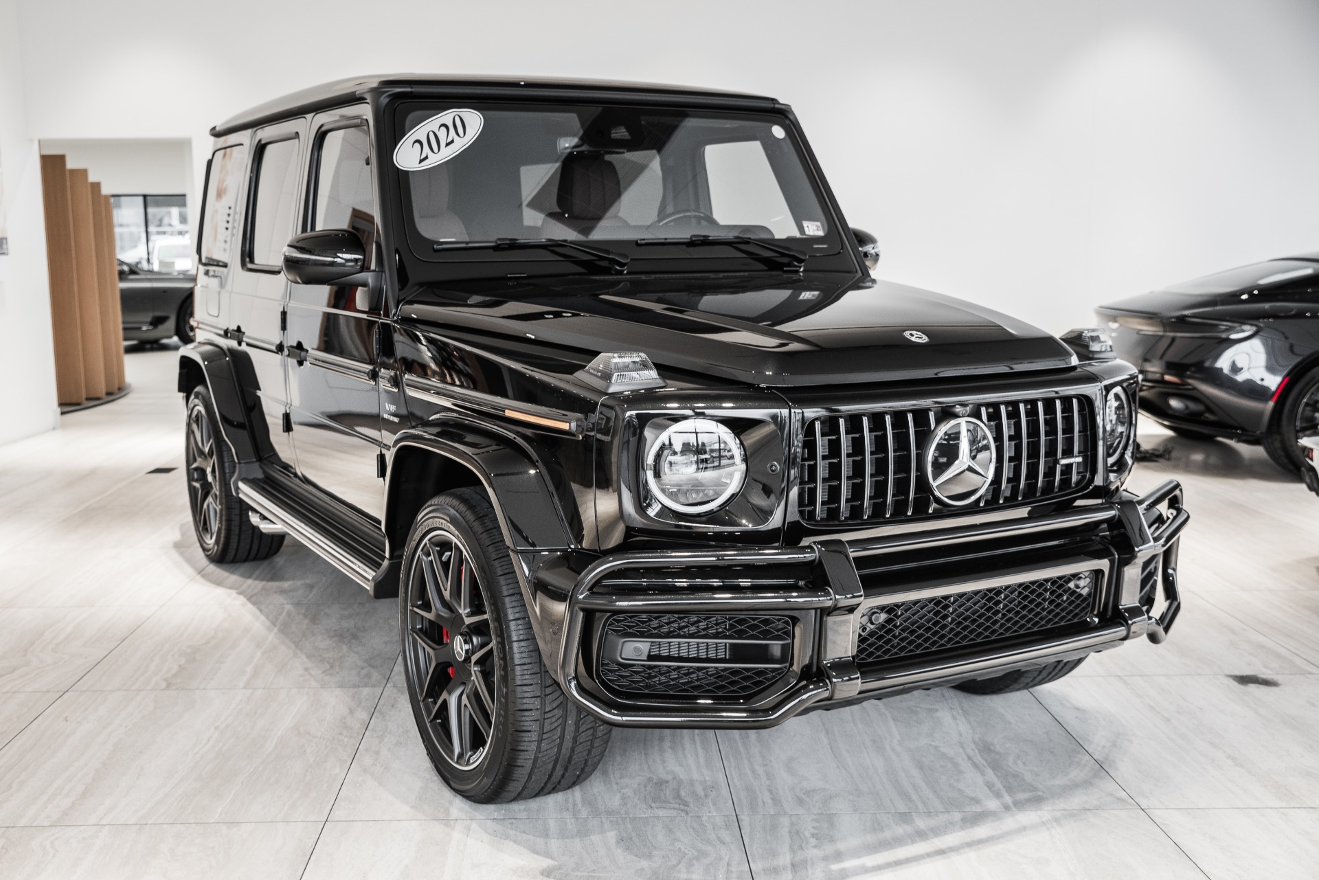 Купить Мерседес G 63 Amg
