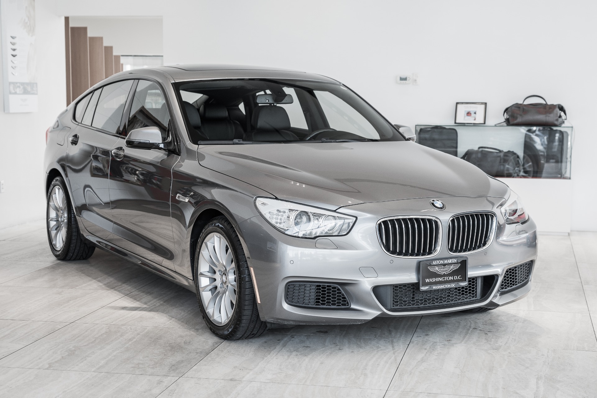BMW 535i　ジャンク Used 2017 BMW 5 Series 535i xDrive Gran Turismo For Sale