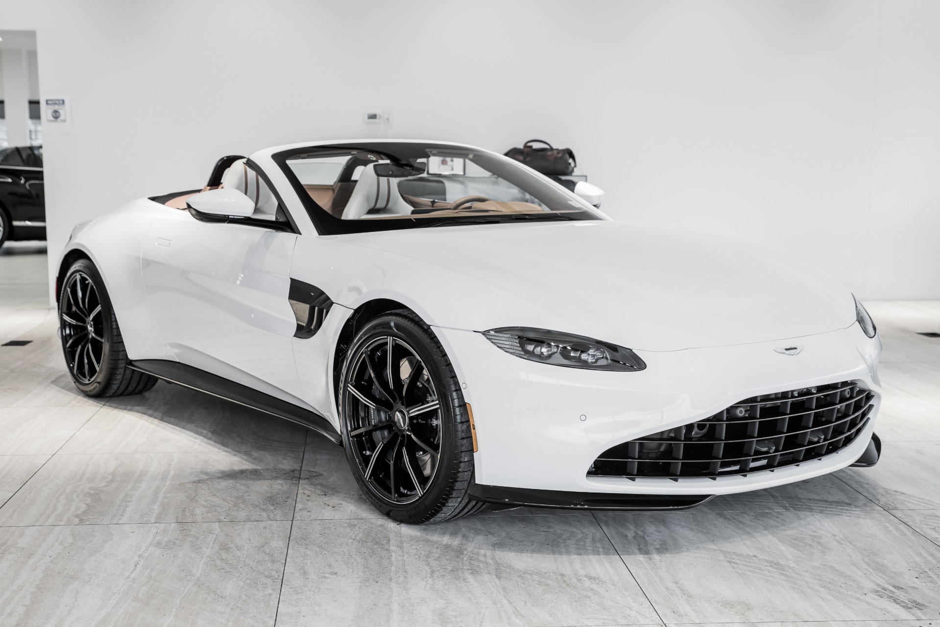 ASTON MARTIN カタログ New 2021 Aston Martin Vantage For Sale (Sold) | Exclusive