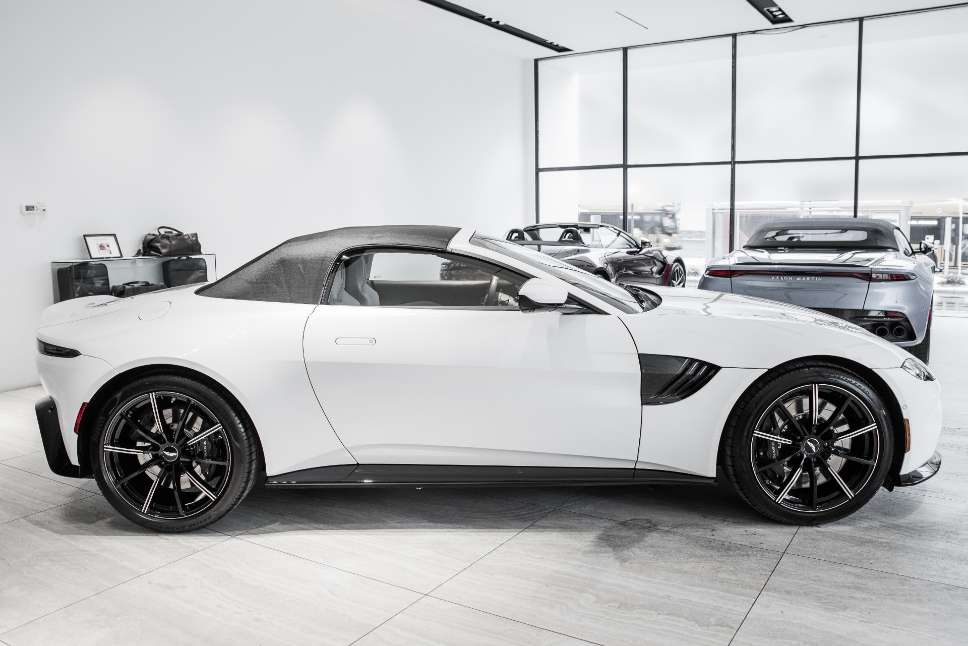 New 2021 Aston Martin Vantage For Sale (Sold) | Exclusive