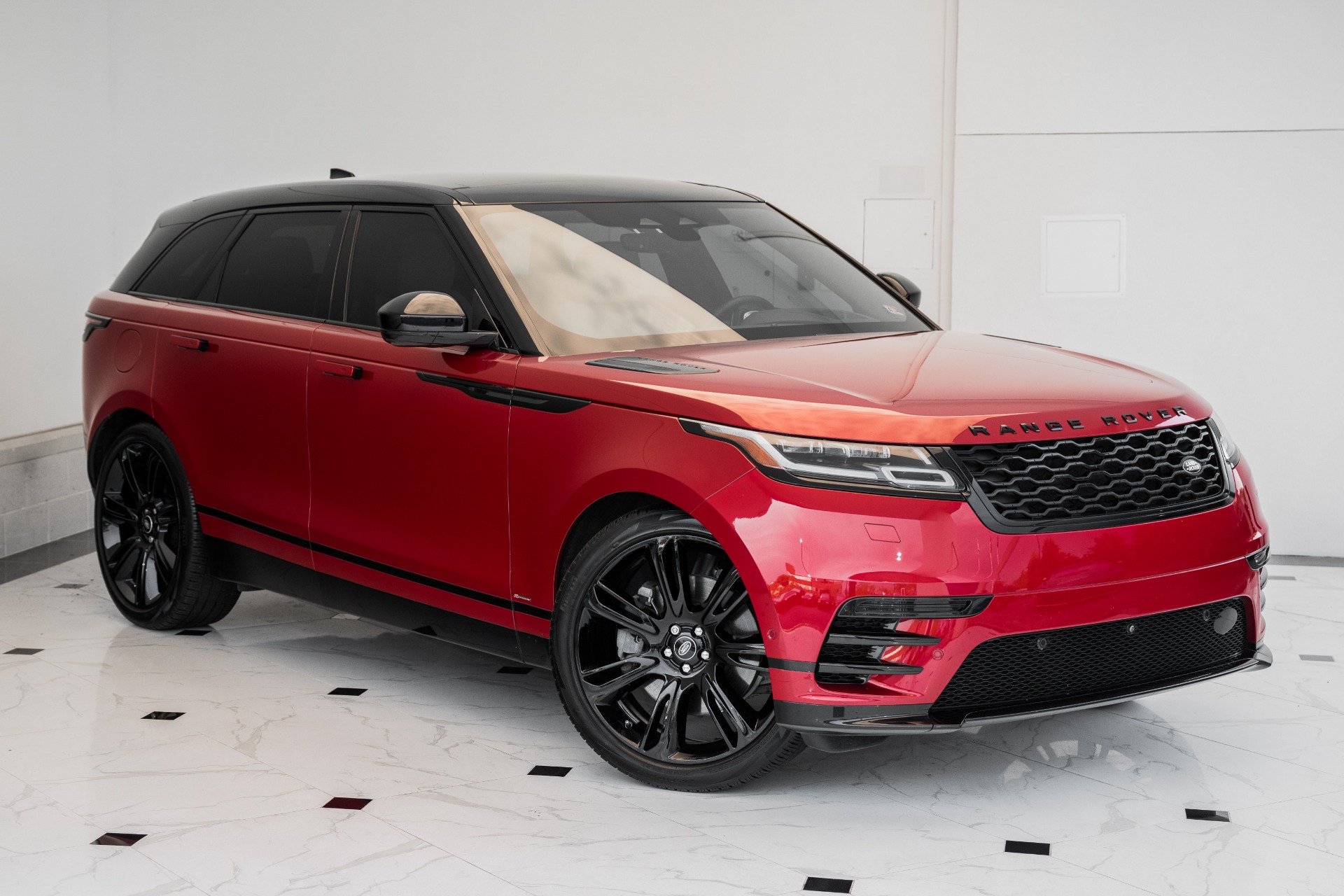 Rear Bumper Kit | LAND ROVER VELAR R-DYNAMIC 2021 Rear Bumper Kit | LAND ROVER VELAR R-DYNAMIC 2021