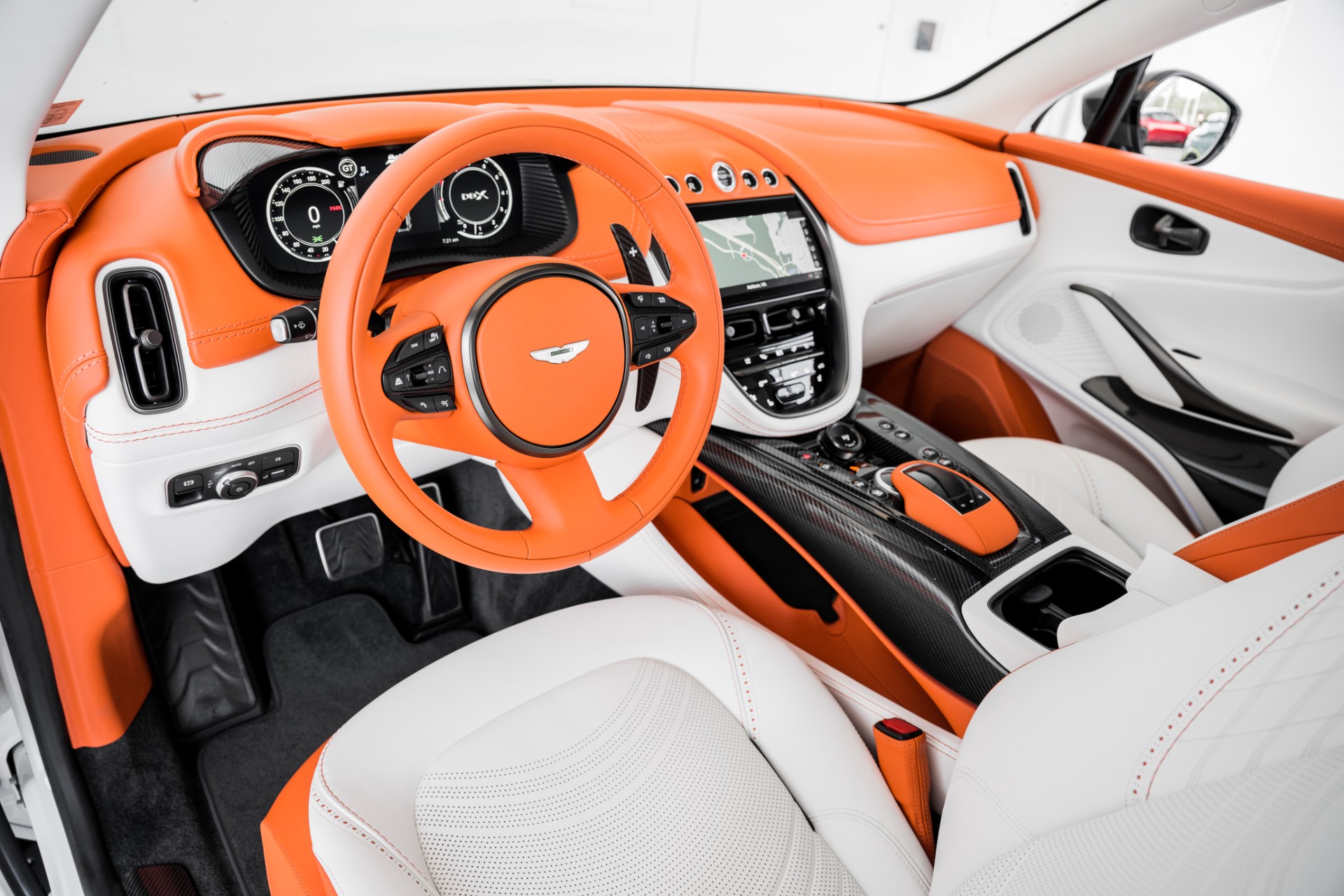 Aston Martin Dbx Interior White