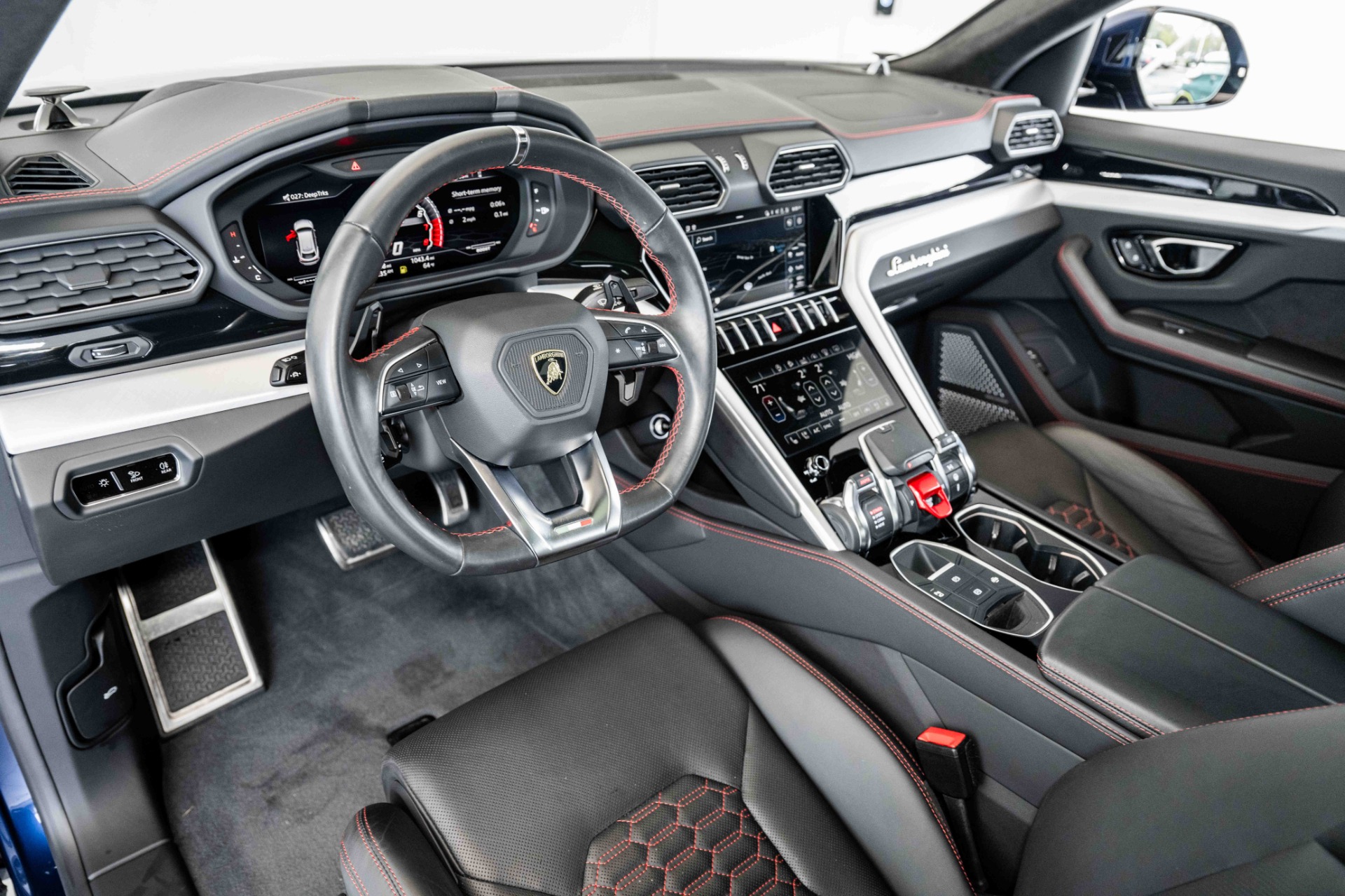 ルナロッサ　カーボン Used 2020 Lamborghini Urus For Sale (Sold) | Exclusive