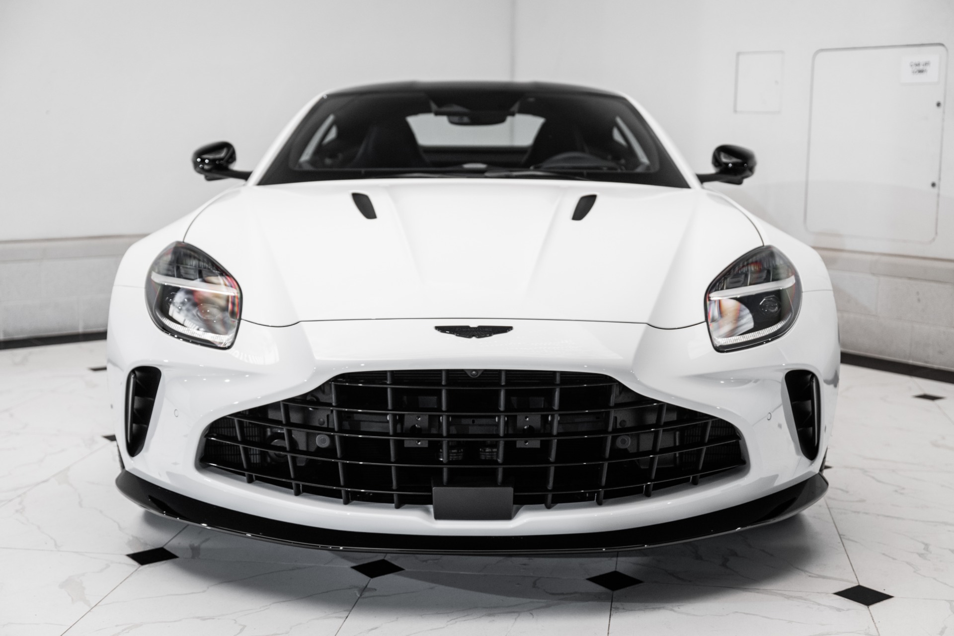 New 2025 Aston Martin Vantage For Sale | Exclusive Automotive