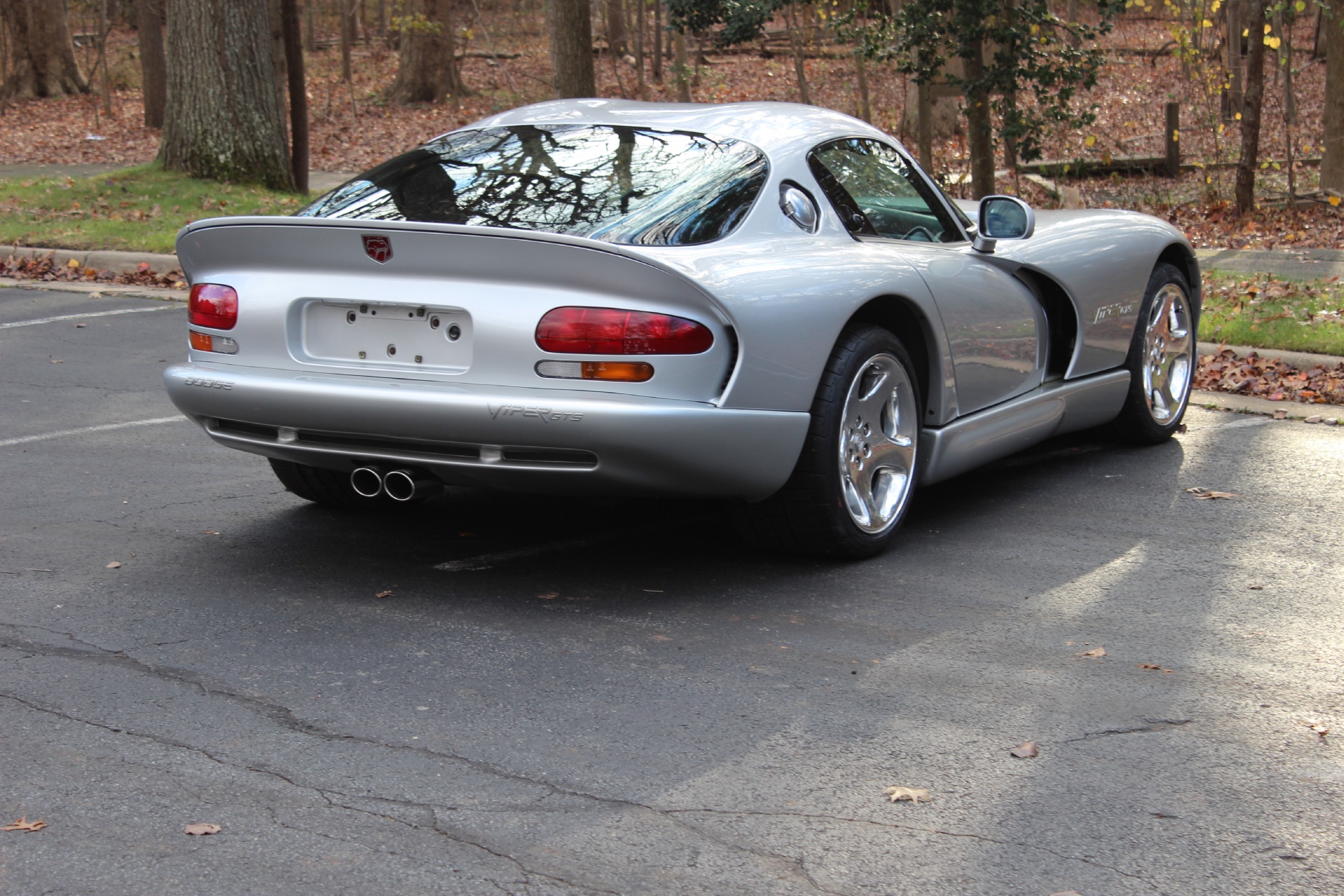 デジヴィイス1999 Amazon.com: Manioiity Brake Valve 8-98222788-0 8982227880